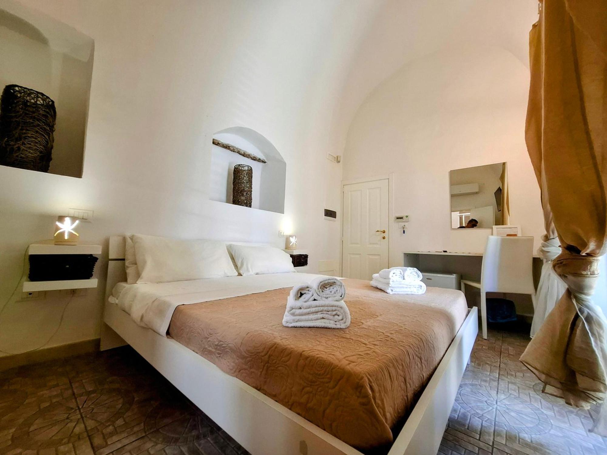 Bed and Breakfast Palazzo Vaglio Alliste Exterior foto